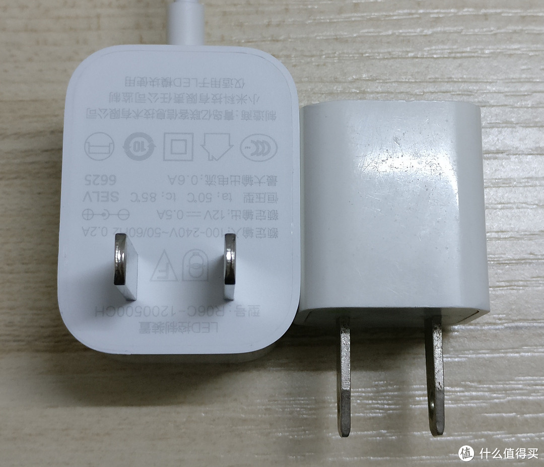 Mi 小米 LED智能台灯 简约开箱