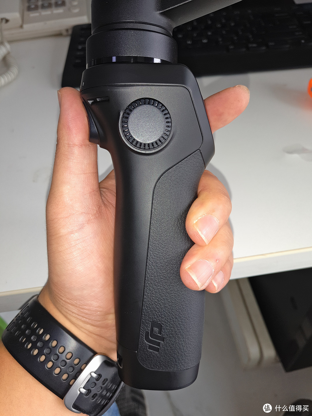 DJI 大疆 灵眸 Osmo Mobile 手机稳拍器 开箱