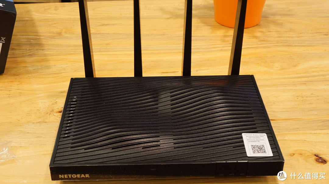 土豪的玩具——NETGEAR 网件 旗舰路由器 R8500