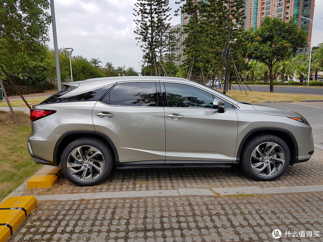 星战元素的延续：LEXUS 雷克萨斯 RX200T 典雅版 提车晒物