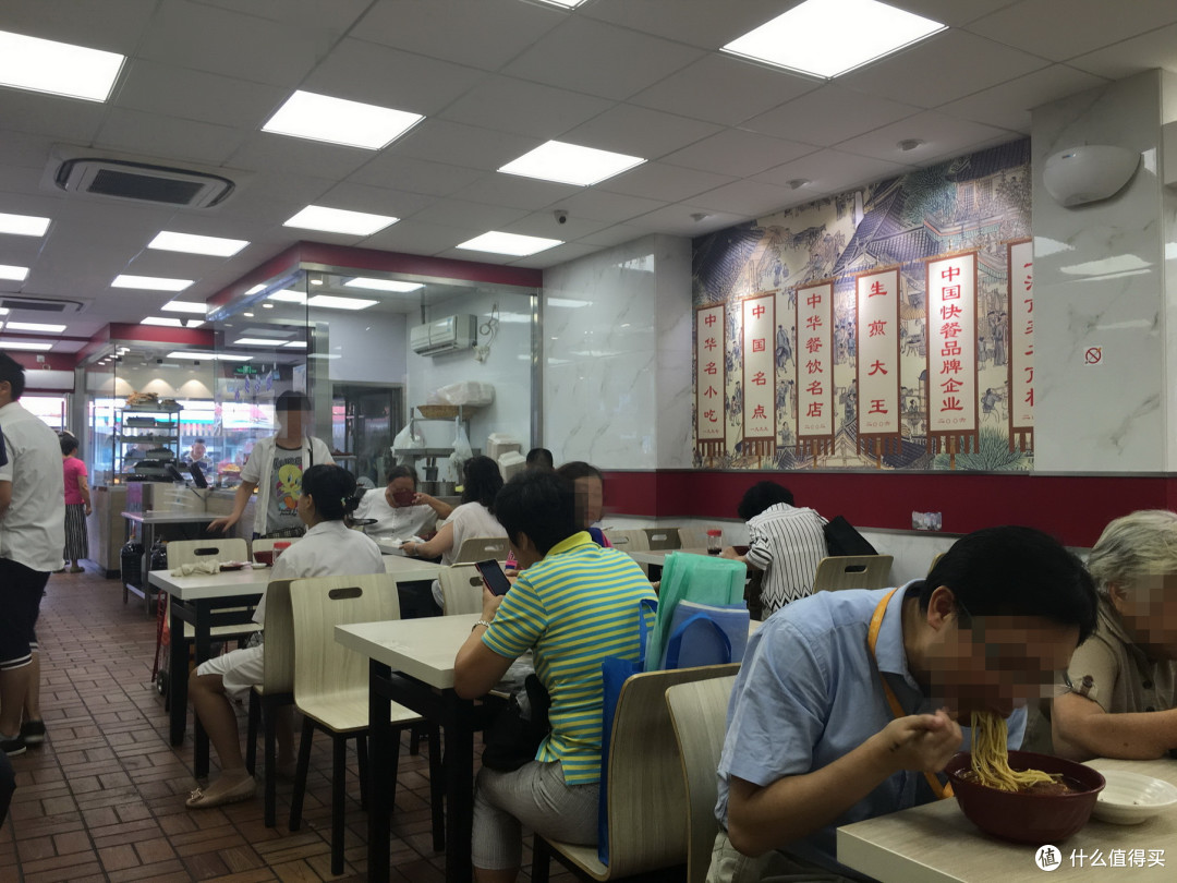 上海本土点心届的“KFC”——丰裕生煎