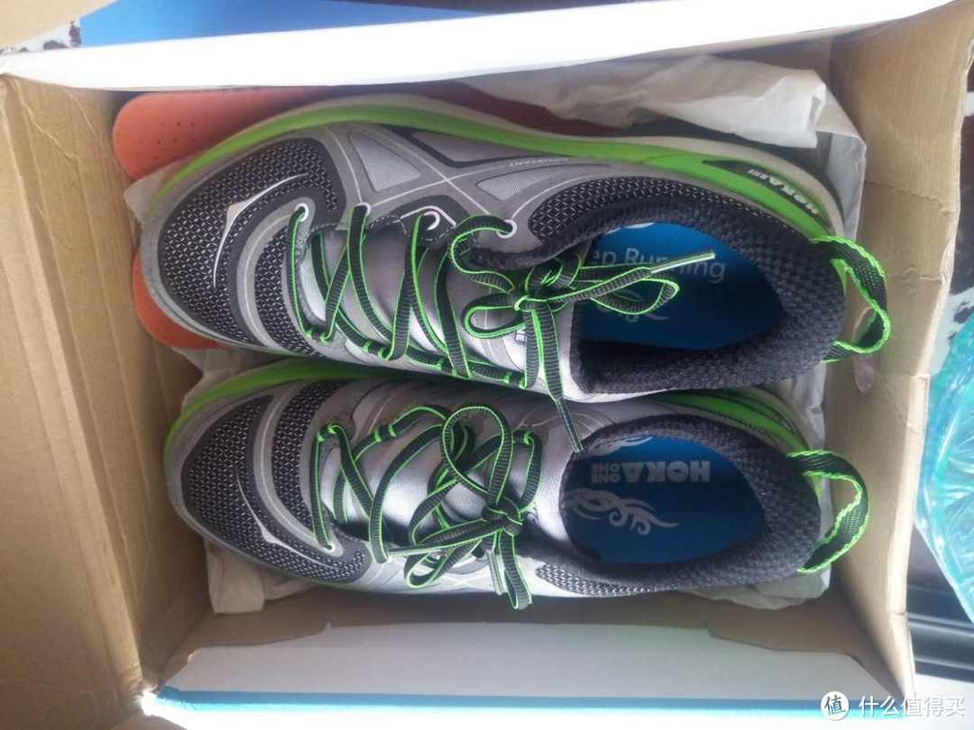 hoka one one costant 路跑鞋 开箱篇