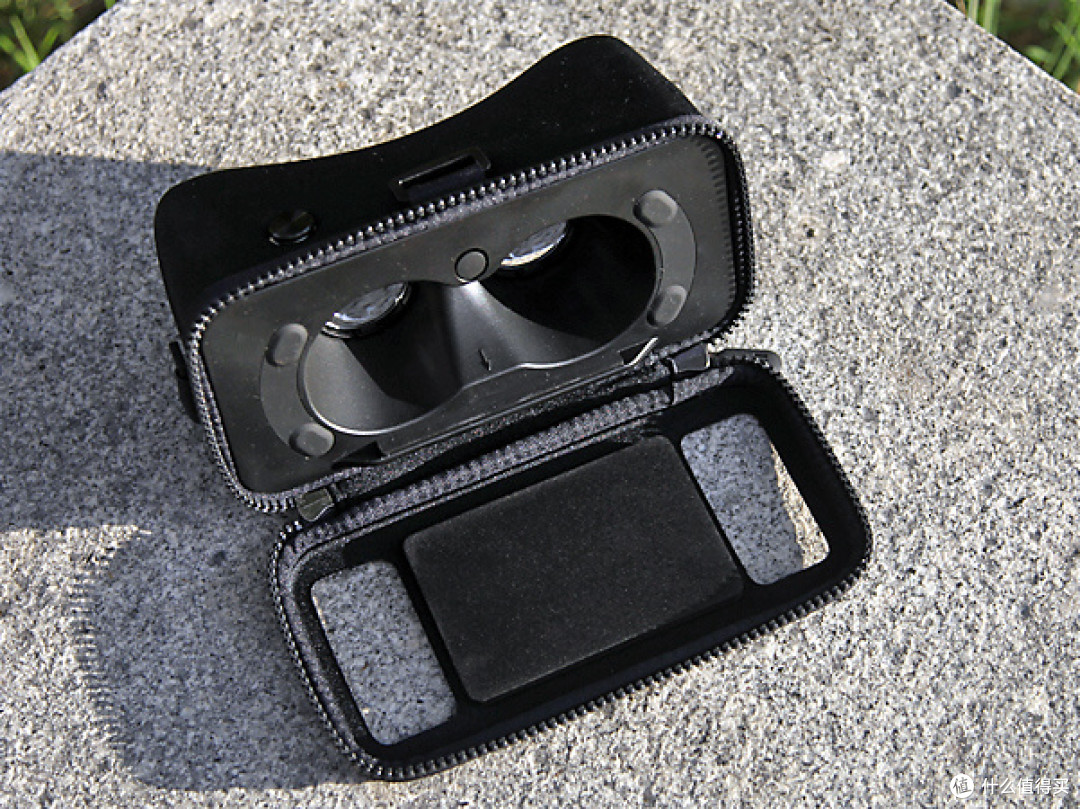 VR之轻体验——小米VR眼镜玩具版