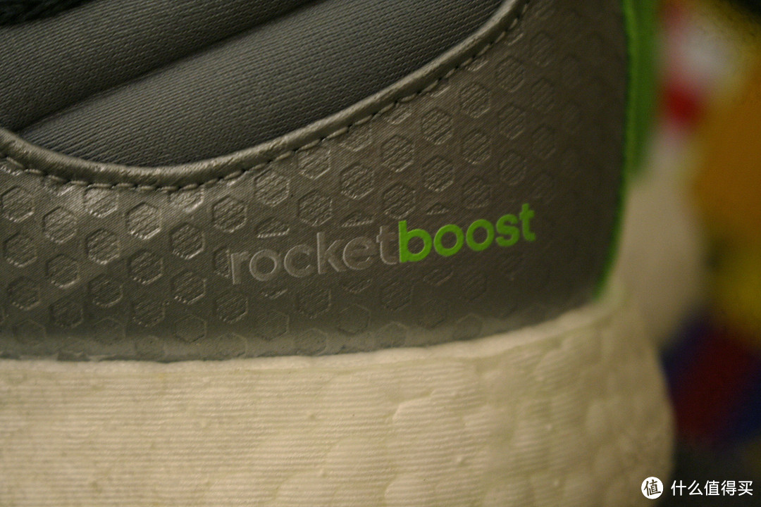 绿色爆米花：adidas 阿迪达斯 CLIMAHEAT Rocket Boost（踩了个屎）