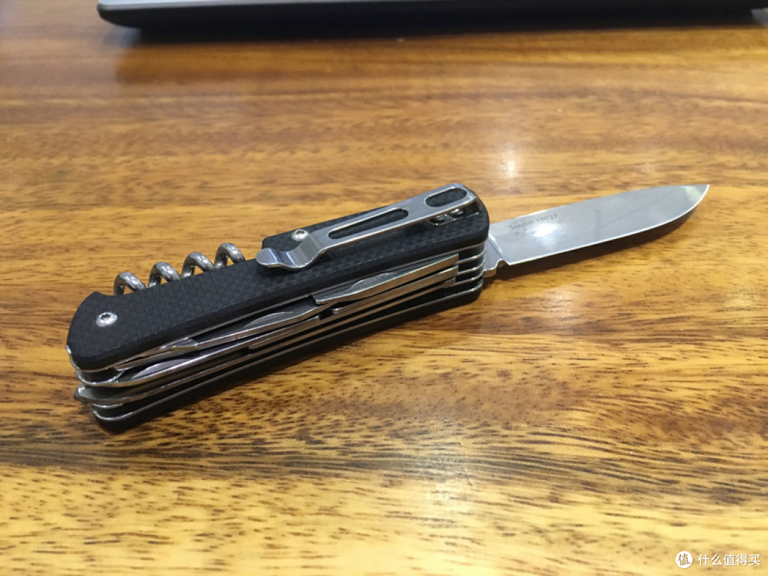 #原创新人#EDC好物:VICTORINOX 维氏 瑞士军刀 银透攀登者