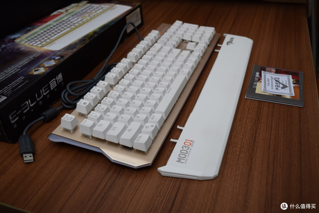 键盘还是机械的好——E-3LUE 宜博 K751 RGB机械键盘 开箱