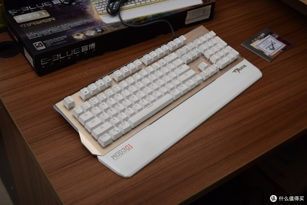 键盘还是机械的好——E-3LUE 宜博 K751 RGB机械键盘 开箱