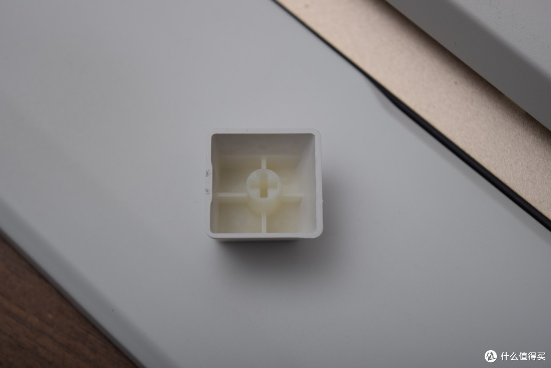 键盘还是机械的好——E-3LUE 宜博 K751 RGB机械键盘 开箱