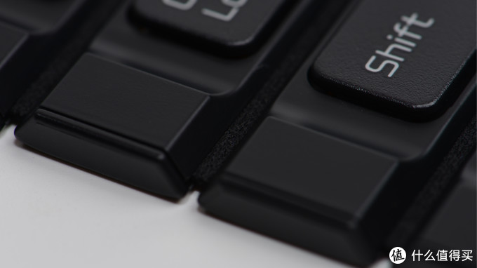 #本站首晒#设计最棒的折叠键盘：LG Rolly Keyboard 710 舒适的可卷曲全键盘
