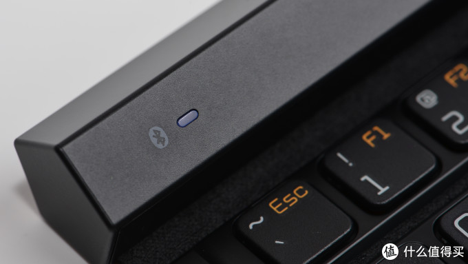 #本站首晒#设计最棒的折叠键盘：LG Rolly Keyboard 710 舒适的可卷曲全键盘