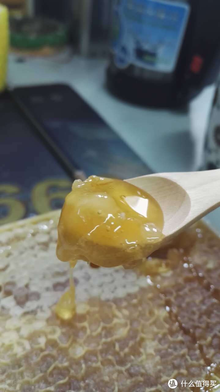 可以用勺子吃的蜂蜜——巢蜜