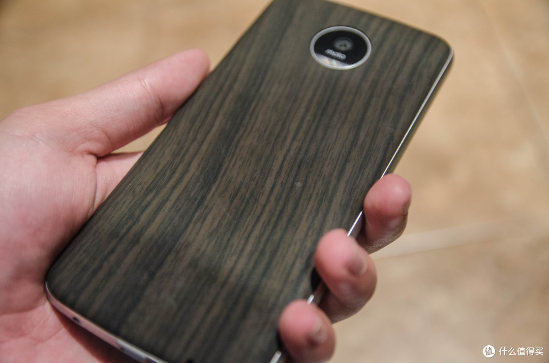 #原创新人# Hello Moto,你的信仰还剩多少——moto z play+摩影模块开箱+简评