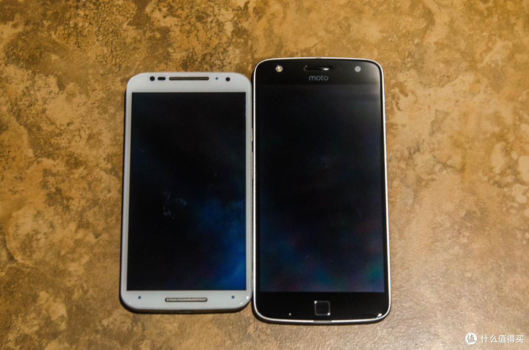 #原创新人# Hello Moto,你的信仰还剩多少——moto z play+摩影模块开箱+简评