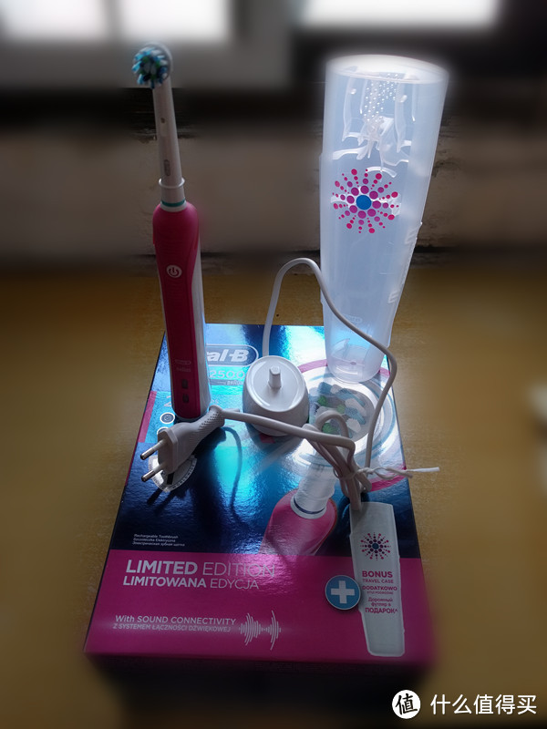 #原创新人#入了电动牙刷的坑：Oral-B 欧乐-B pro2500 & PHILIPS 飞利浦 HX6511 电动牙刷