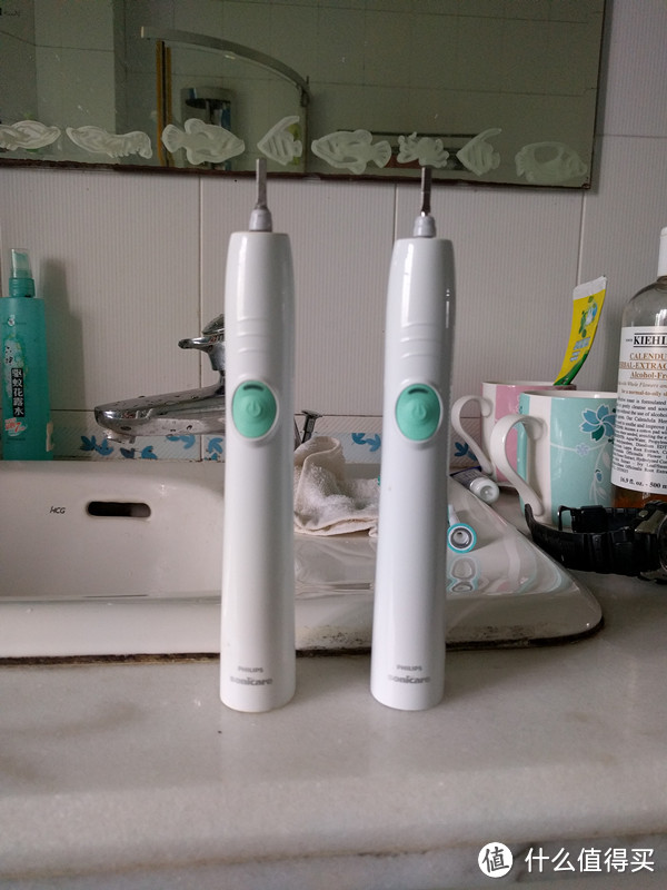 #原创新人#入了电动牙刷的坑：Oral-B 欧乐-B pro2500 & PHILIPS 飞利浦 HX6511 电动牙刷