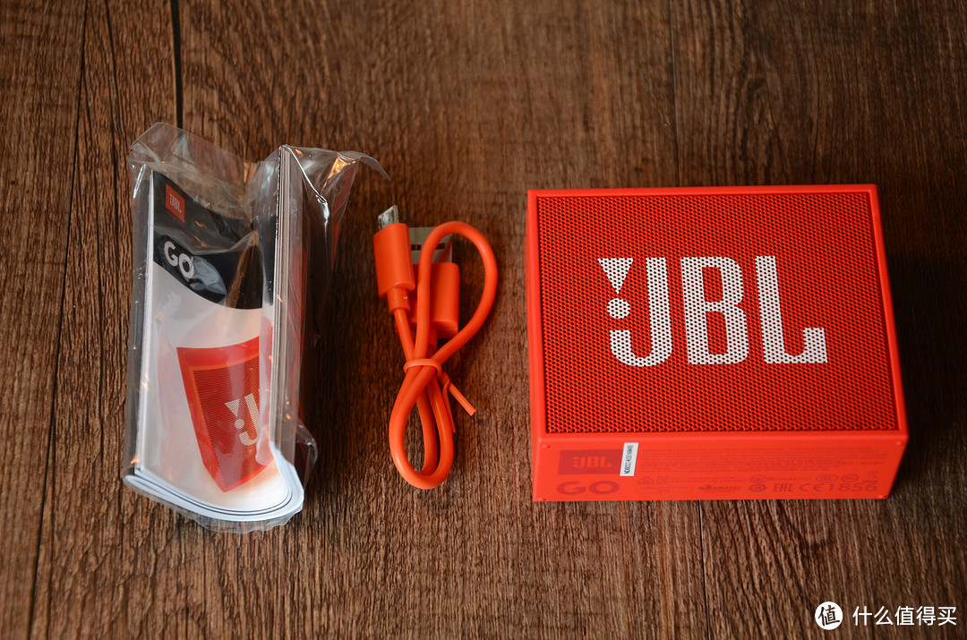 生活就是听着眼前的“GO”:JBL GO音乐金砖蓝牙音箱简测
