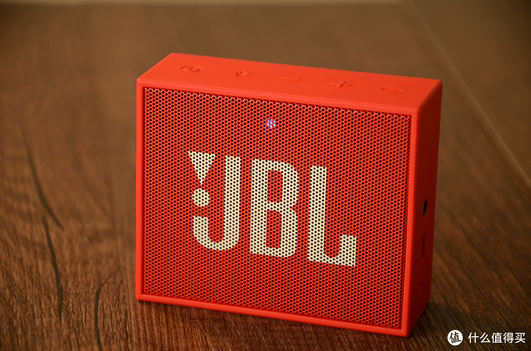 生活就是听着眼前的“GO”：JBL GO音乐金砖蓝牙音箱简测