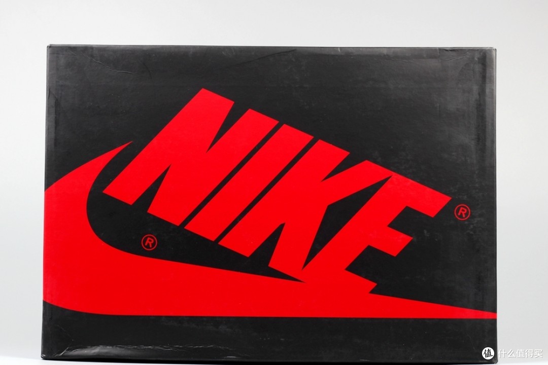 看上一眼就深深的爱上它：NIKE 耐克 Air Jordan 1 “Banned”禁穿 篮球鞋