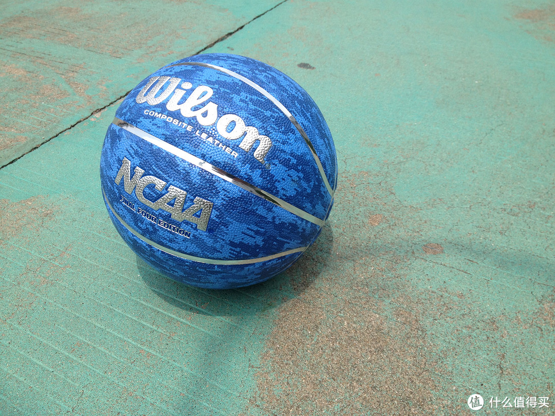 亮眼的篮球？Wilson 威尔胜 NCAA疯狂三月四强赛 复刻版 1233S