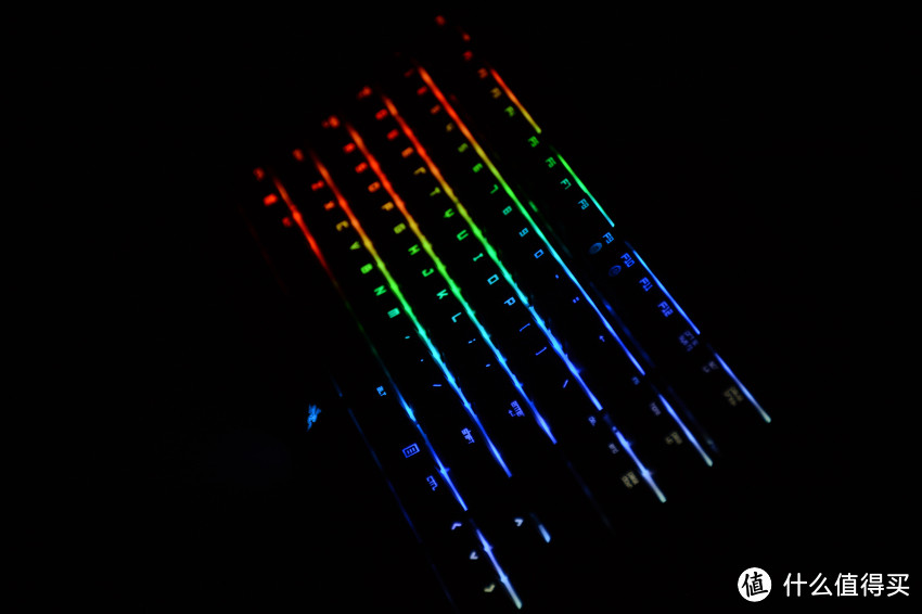 699元能买到的 RGB 机械键盘会是什么样？—— RaZER 雷蛇 黑寡妇蜘蛛竞技幻彩版 87键 使用测评