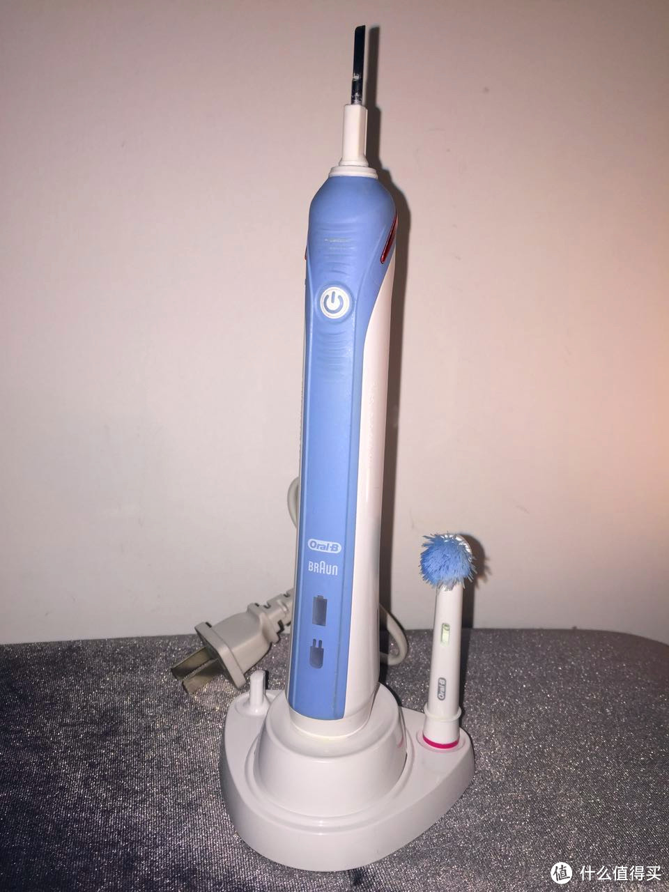 BRAUN 博朗 Oral-B 欧乐B pro2000 + pro2500粉色版