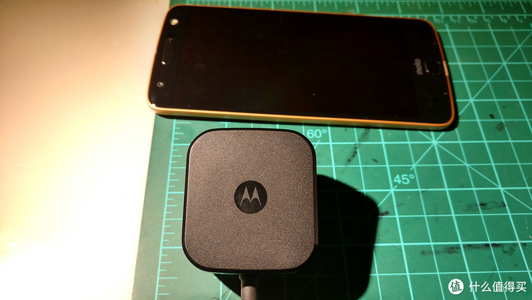 又为情怀买单了——MOTOROLA 摩托罗拉 Moto Z（XT1650）智能手机