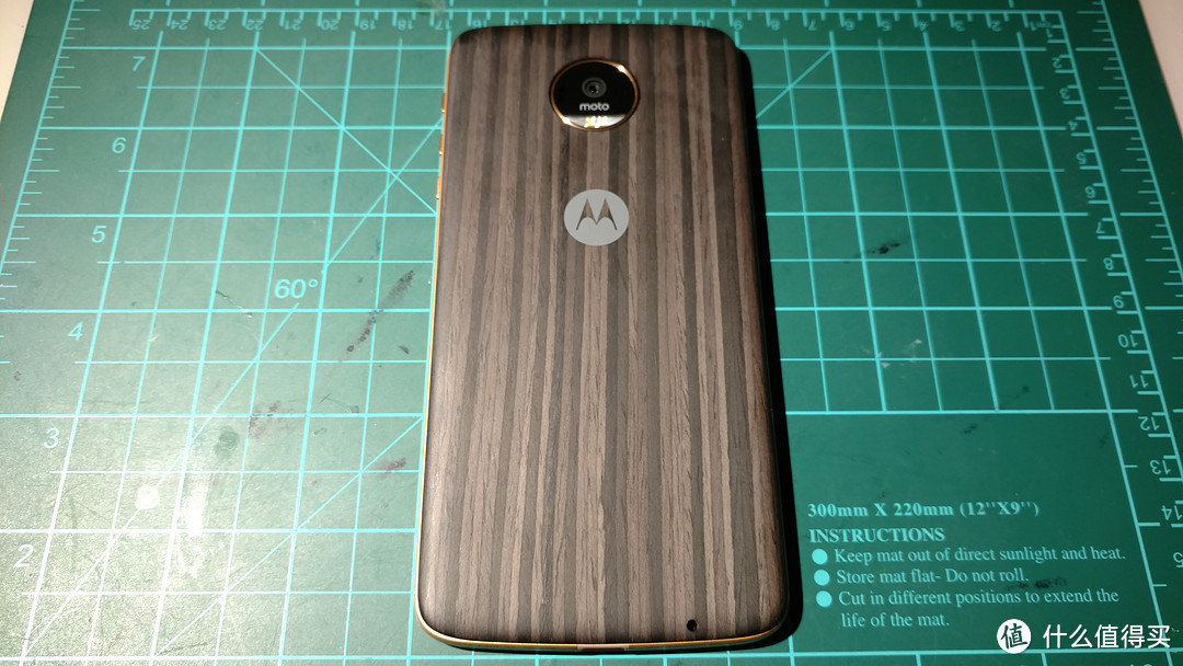 又为情怀买单了——MOTOROLA 摩托罗拉 Moto Z（XT1650）智能手机