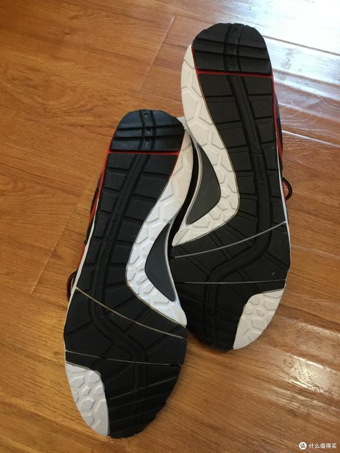 迪卡侬 Newfeel Propulse Walk 240 快走鞋