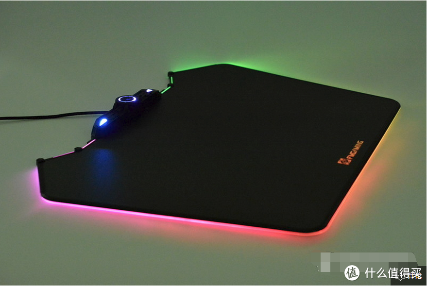 从EverGlide 幻彩玉衡 — 看RGB鼠标垫的兴起