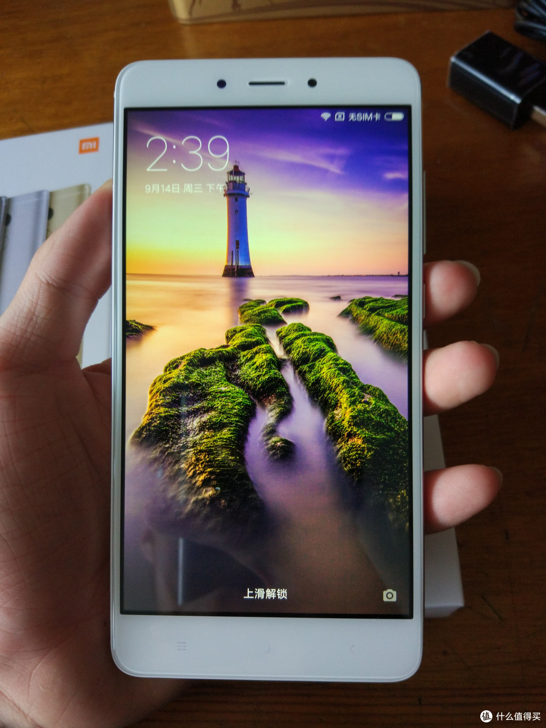红米Note4开箱:小米线下始发力,除U都胜note3?