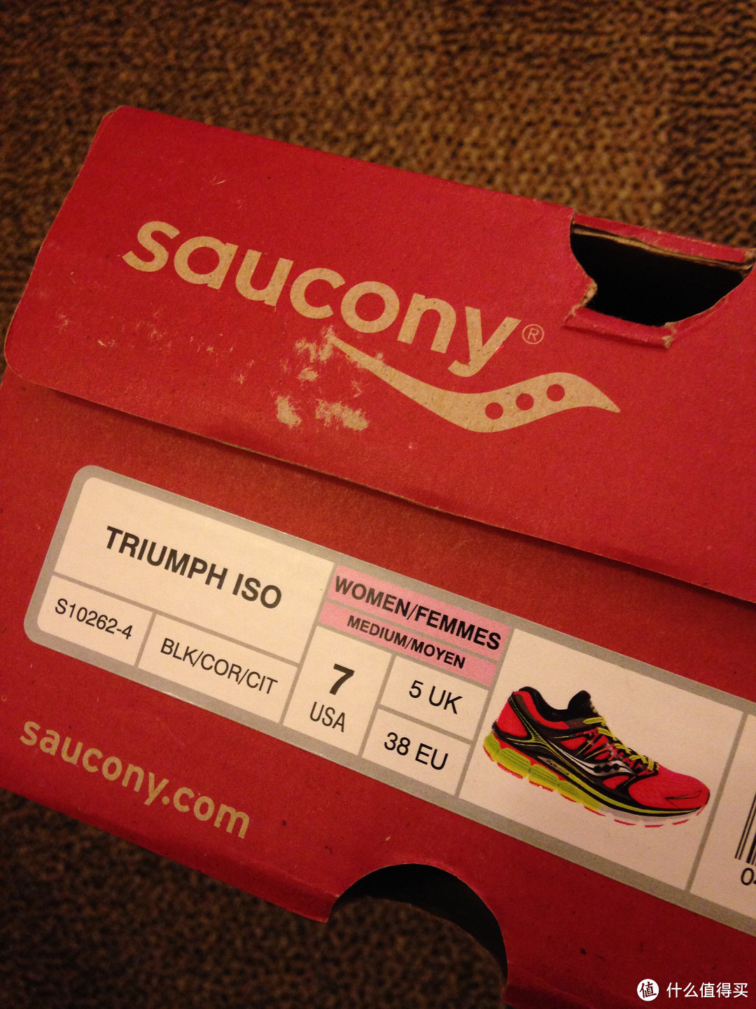 超激安！3329円买到的Saucony Triumph ISO 女子跑鞋