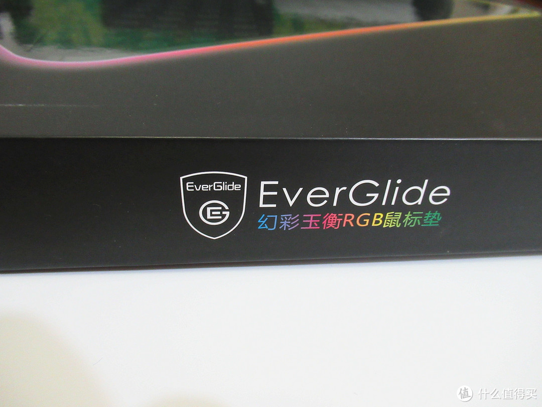 从EverGlide 幻彩玉衡 — 看RGB鼠标垫的兴起