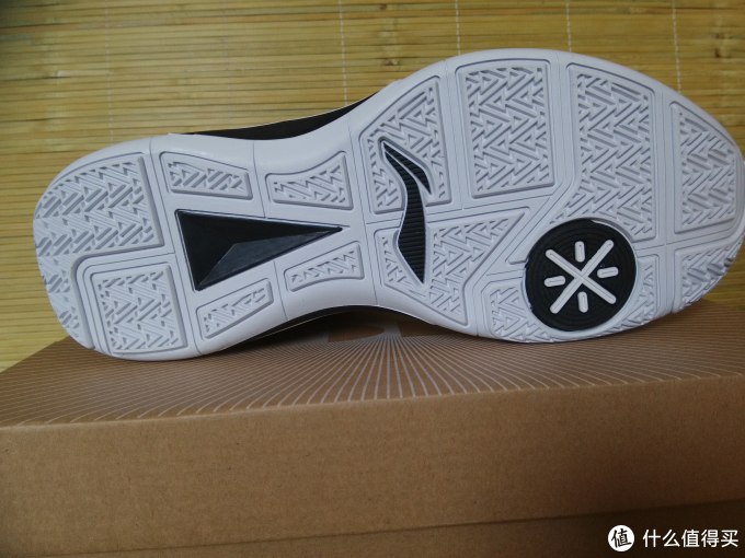 本站首晒# 李宁韦德之道全城4 篮球鞋 评测