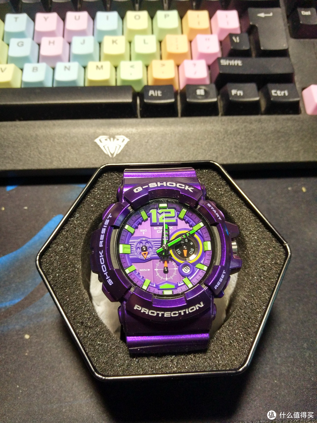 幻想EVA  G-SHOCK 绚丽紫 GAC-110-6A 腕表