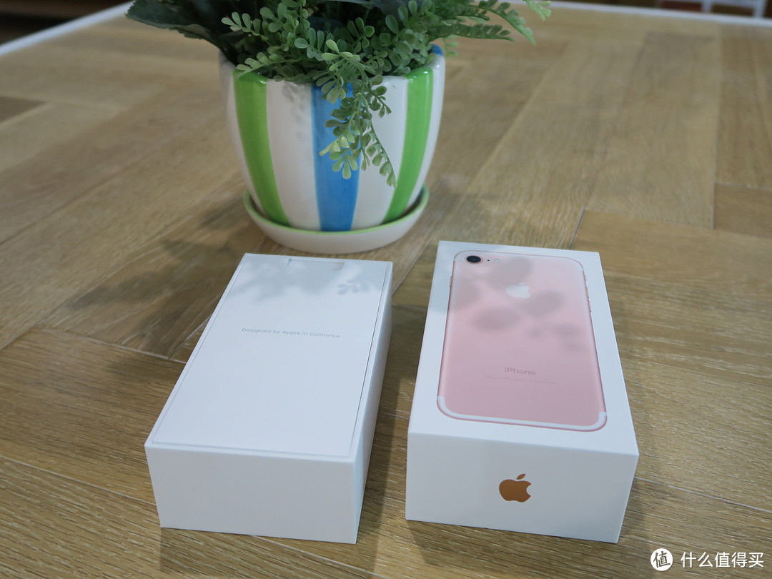 #本站首晒# 值得“7代”：Apple 苹果 iPhone 7 玫瑰金 128G 简单开箱