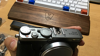 分不完的12期吃不完的土，恍然入手——FUJIFILM 富士 X70 相机