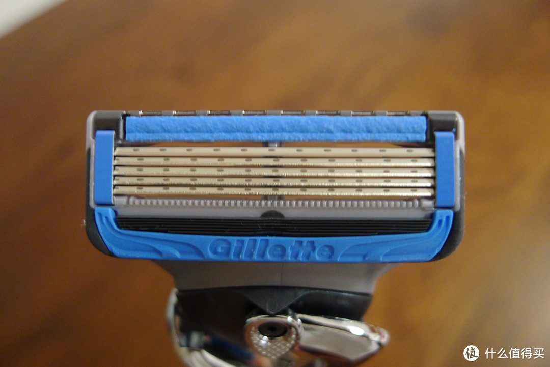 对付男人黑又硬的利器：Gillette 吉列 锋隐致护冰酷剃须刀