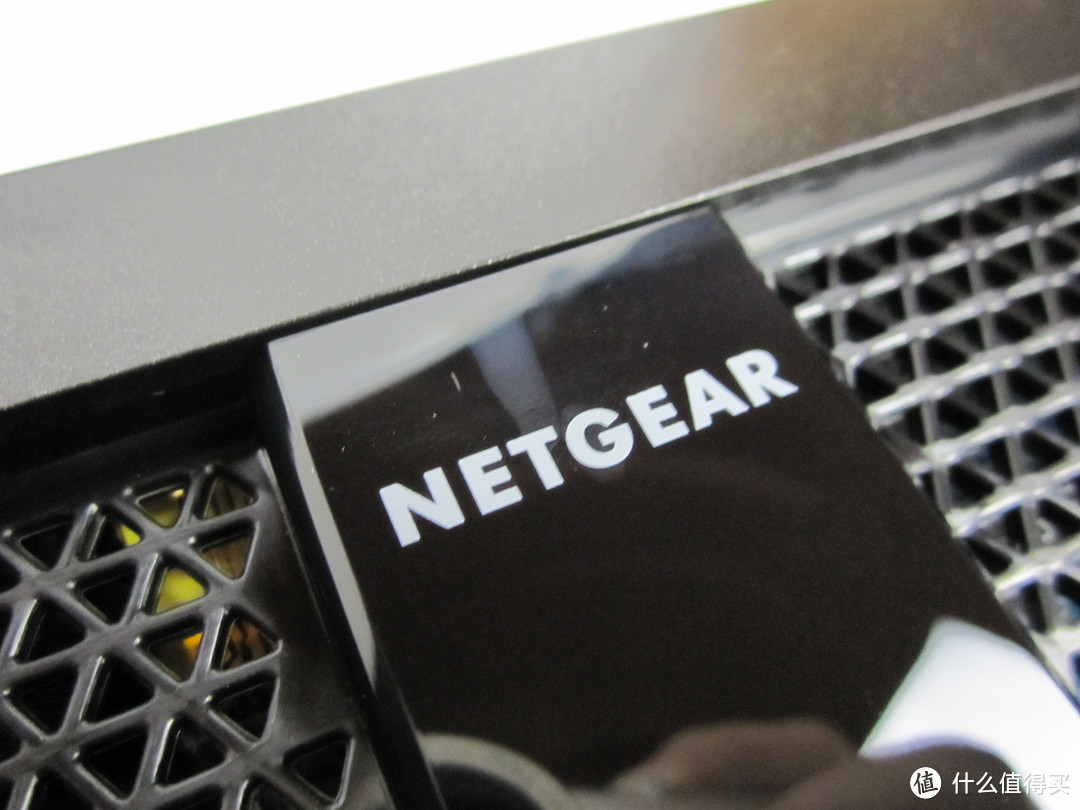 NETGEAR 网件 Nighthawk 夜鹰 X6 R8000 AC3200M 无线路由器 简单开箱