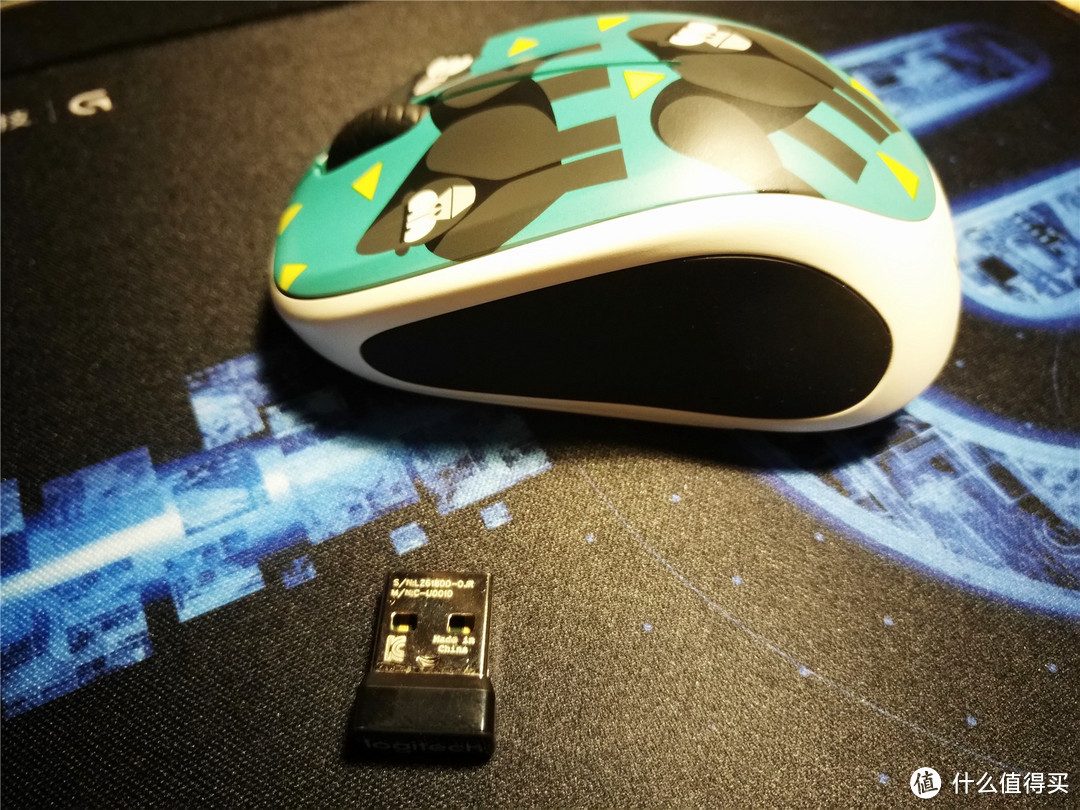 小手妹子的掌中宠物：Logitech 罗技M238-V2无线鼠标使用评测