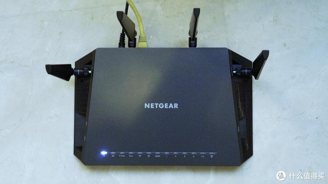 路由器也能穷三代：NETGEAR 美国网件 R7800 开箱和6400简单对比