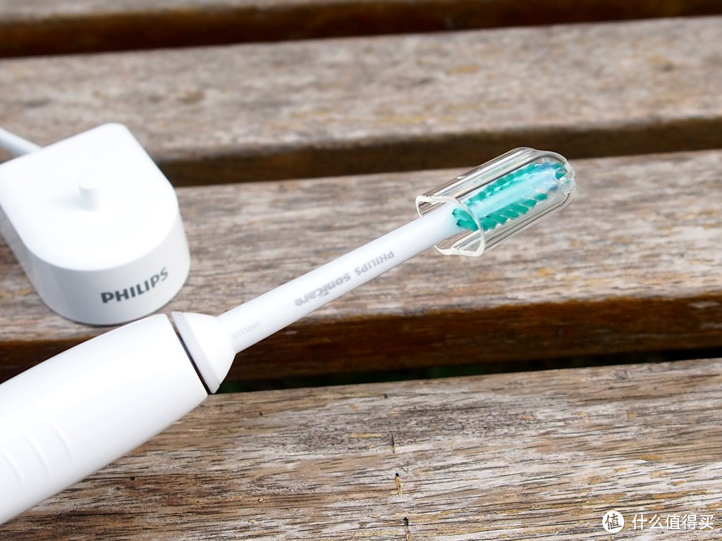 震动的磨人小妖精—PHILIPS 飞利浦 HX6511 充电式声波震动牙刷