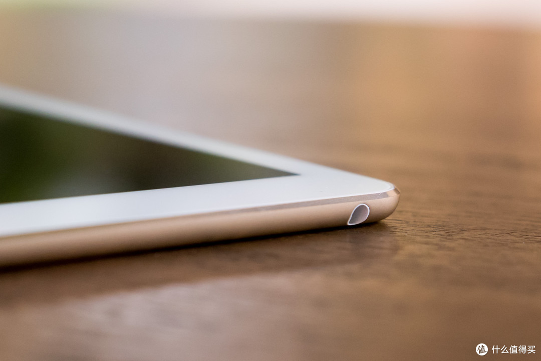 加量不加价:iPad Air 2 32G 土豪金 开箱体验