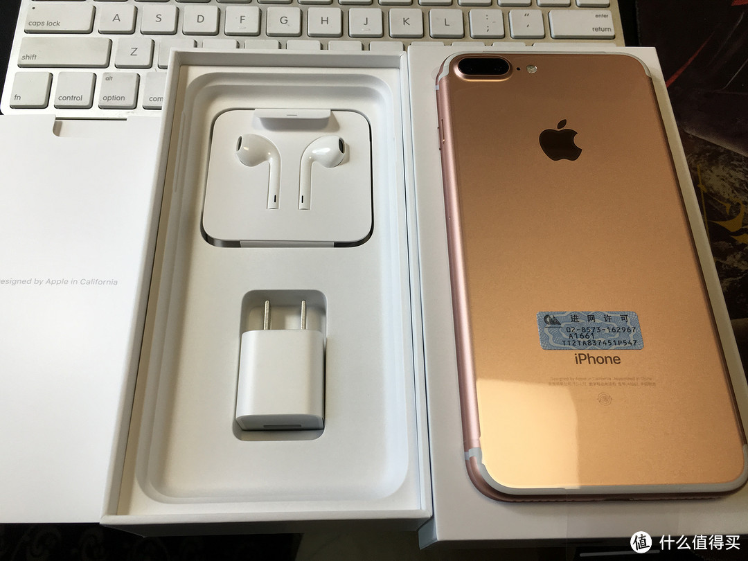 Apple 苹果 iPhone7 Plus  vs  6sp  外观大对比（7p开箱晒图）