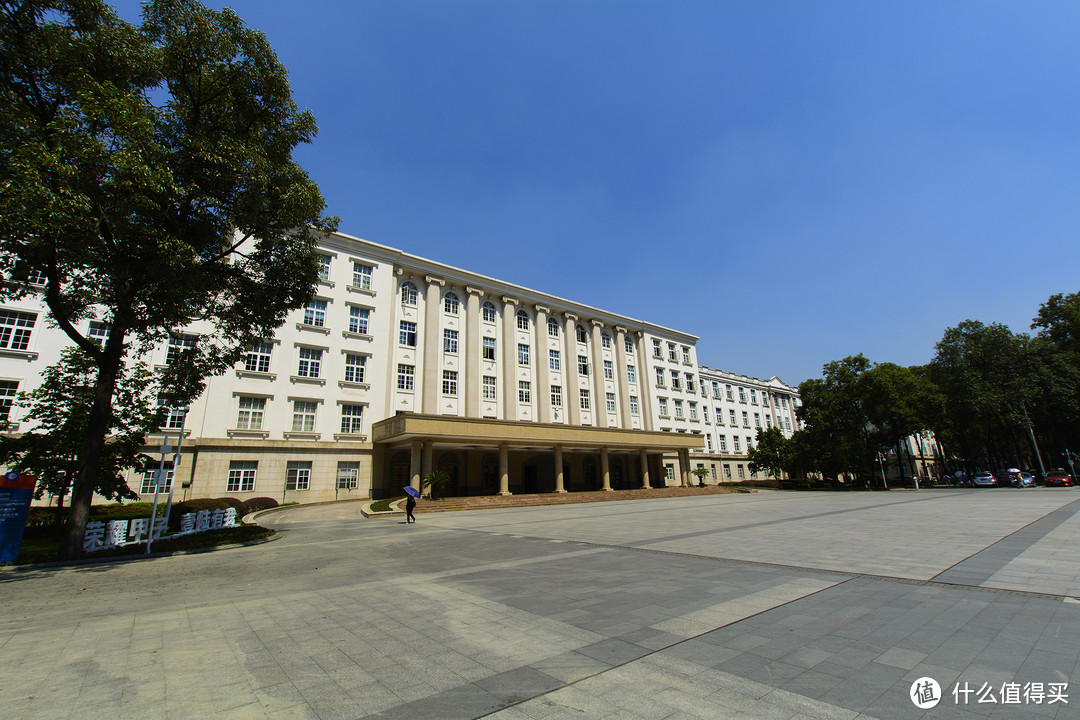 学生党选购镜头：SIGMA 适马 10-20mm F3.5 镜头