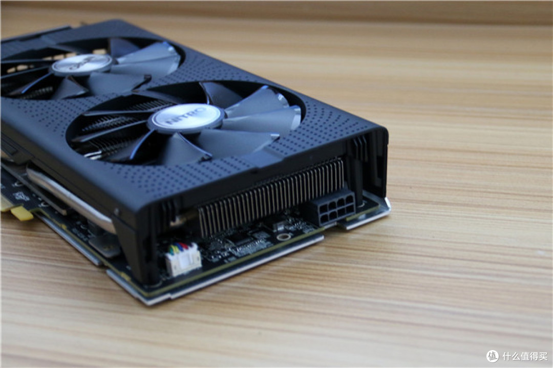Sapphire 蓝宝石 超白金 RX 470 非公版显卡 开箱附带2K游戏测试