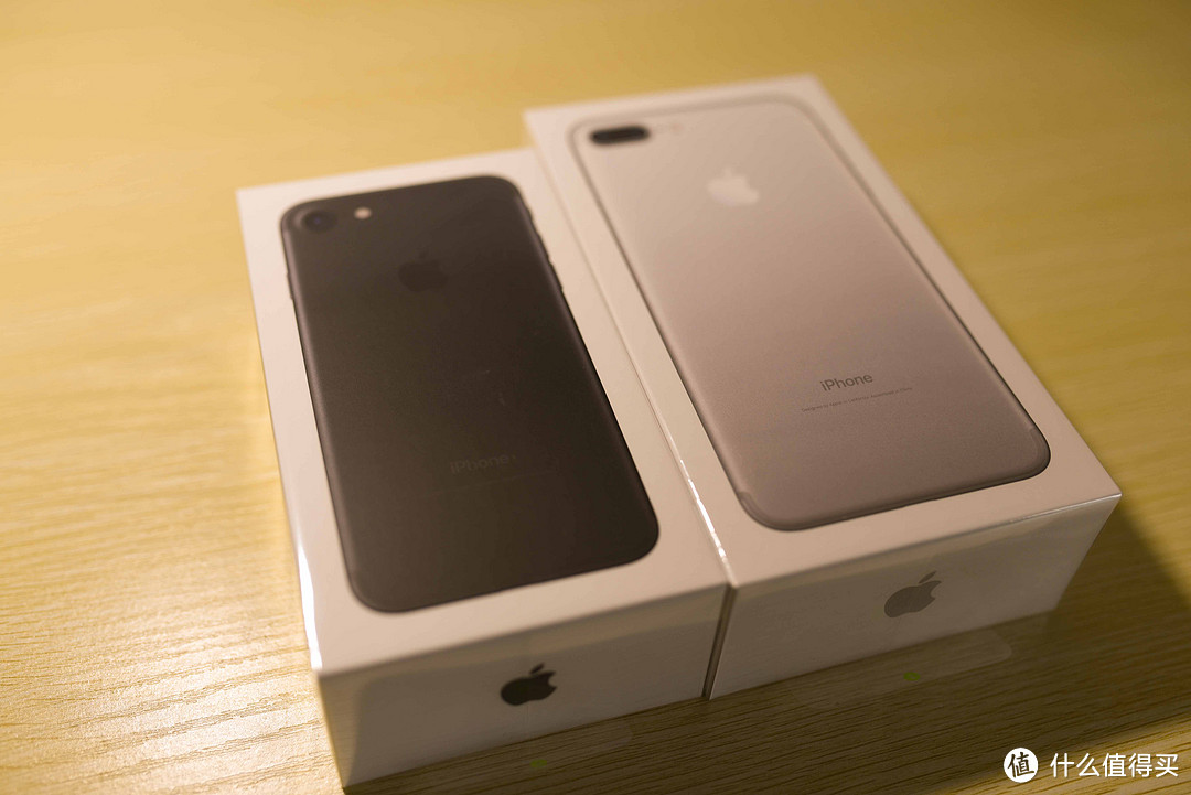 iPhone 7&7P 简单开箱（附Evutec黑杏木保护壳和官方硅胶壳对比）