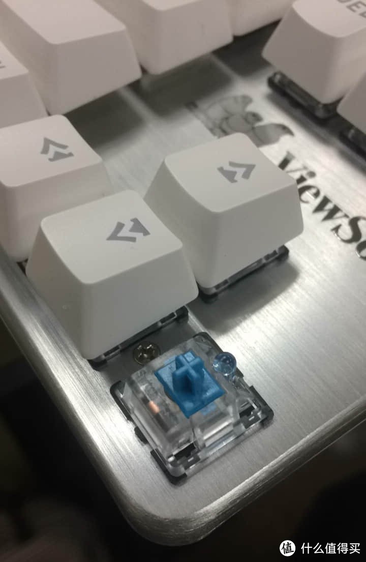 ViewSonic 优派 KU520 键盘开箱+上灯