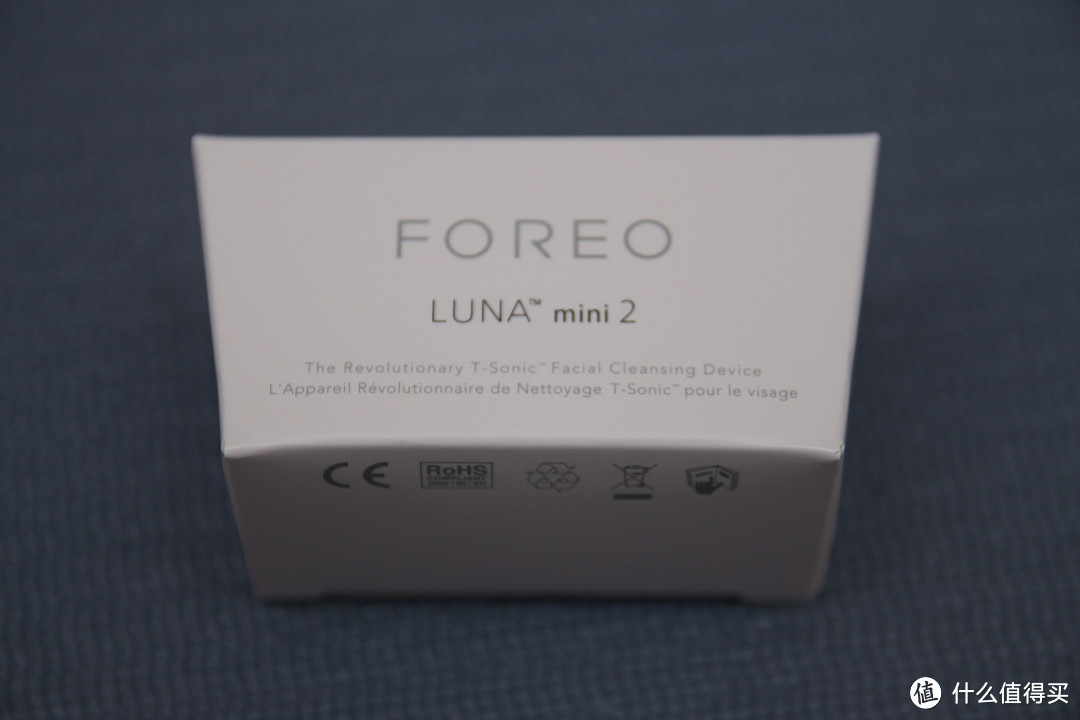 送给老婆的小礼物：FOREO LUNA mini 2 净透舒缓洁面仪