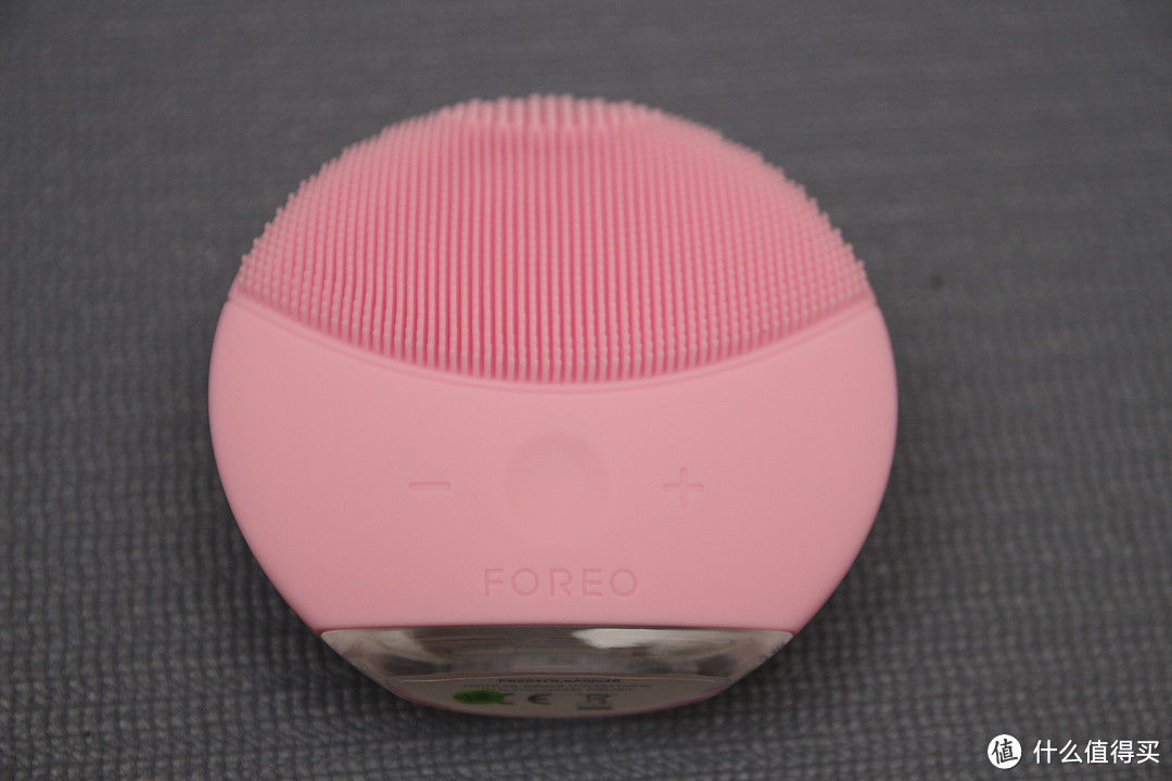 送给老婆的小礼物：FOREO LUNA mini 2 净透舒缓洁面仪