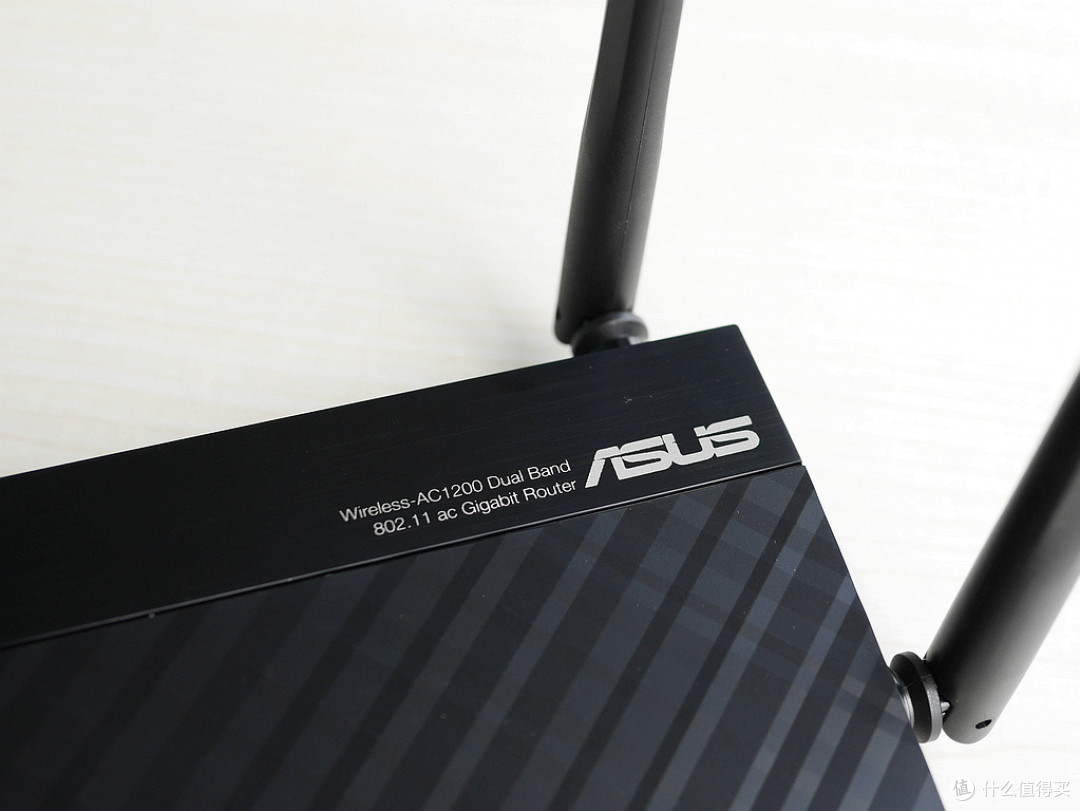解决新家信号穿墙:入手 ASUS 华硕 RT-AC1200GU 千兆双频智能路由器
